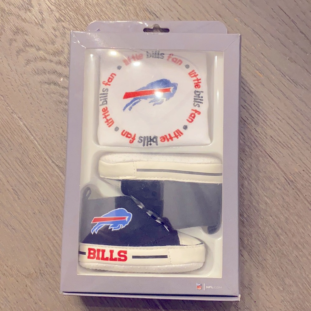 COPY - NFL Buffalo Bills Bib & Pre-Walker Set